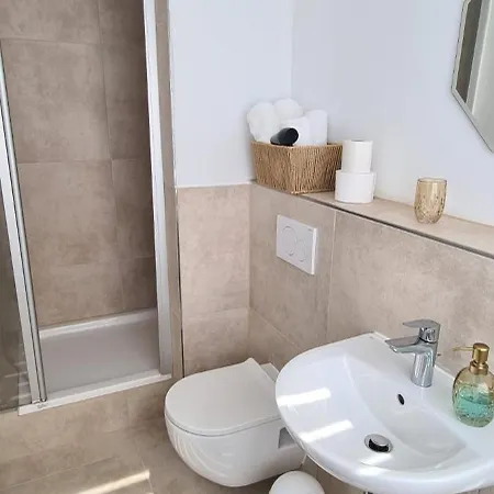 Apartament Tim's *